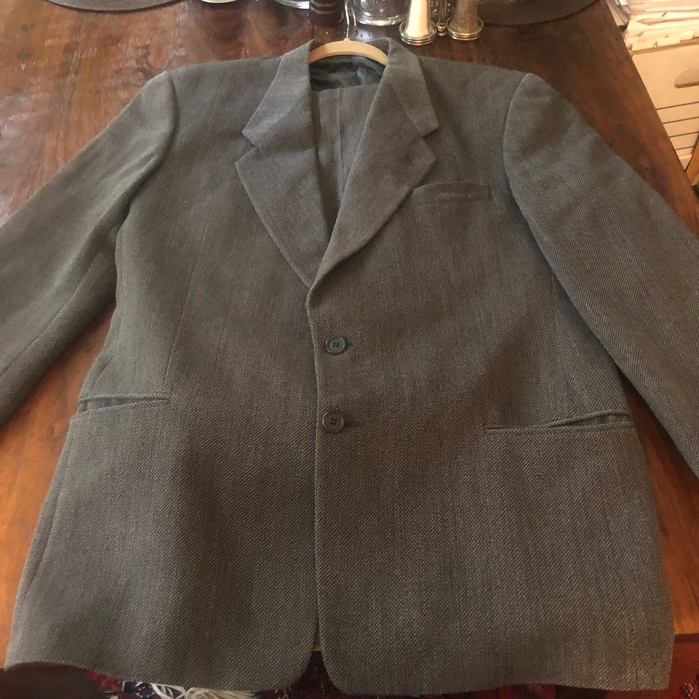 Giorgio Armani Le Collezioni suit